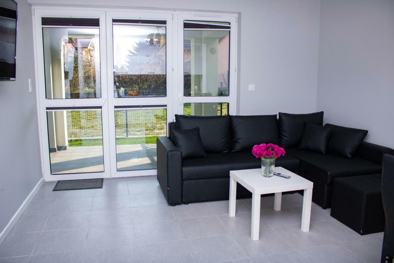 Apartament Z Ogrodkiem Тшенсач Экстерьер фото