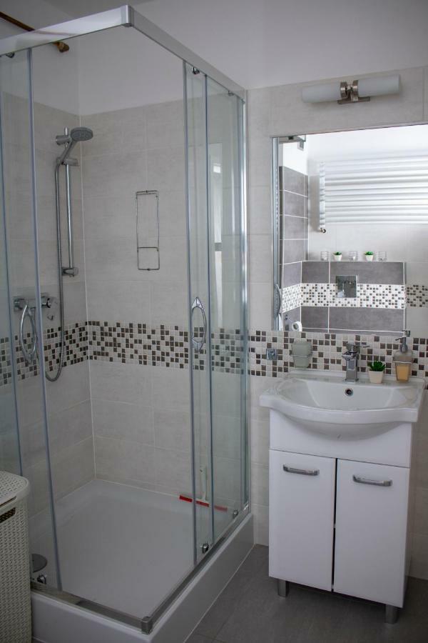 Apartament Z Ogrodkiem Тшенсач Экстерьер фото